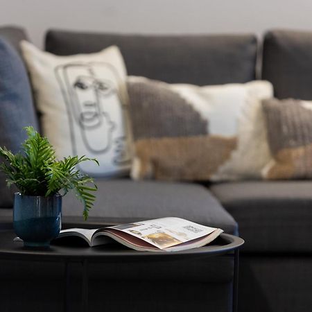 Metro Plac Wilsona Apartments Mickiewicza By Noclegi Renters Warsaw Ngoại thất bức ảnh
