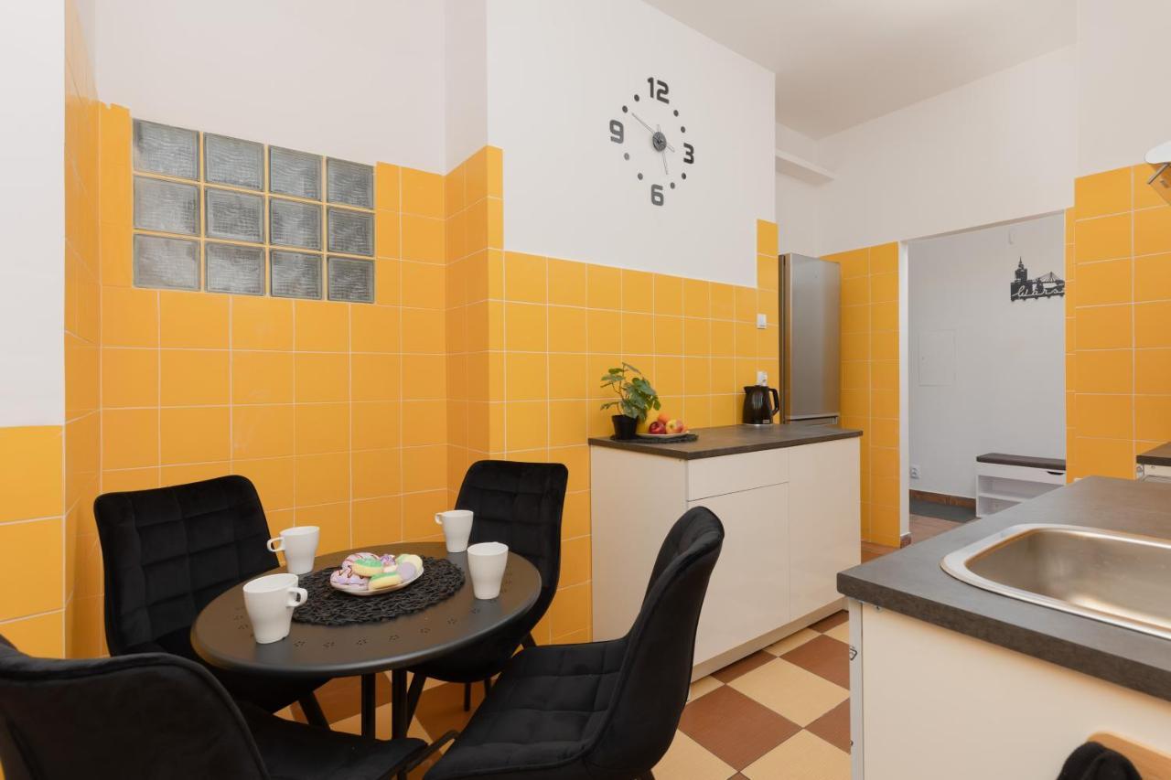 Metro Plac Wilsona Apartments Mickiewicza By Noclegi Renters Warsaw Ngoại thất bức ảnh