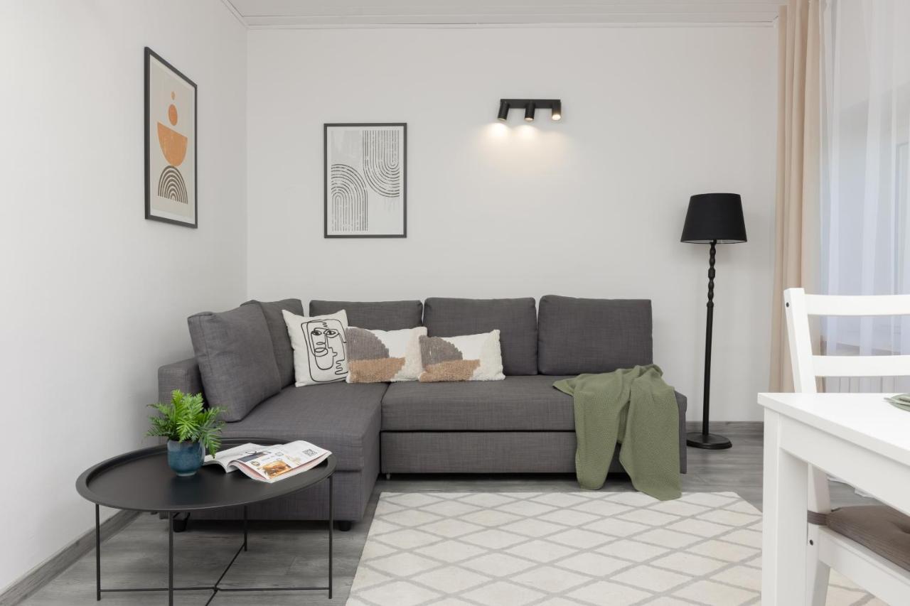 Metro Plac Wilsona Apartments Mickiewicza By Noclegi Renters Warsaw Ngoại thất bức ảnh