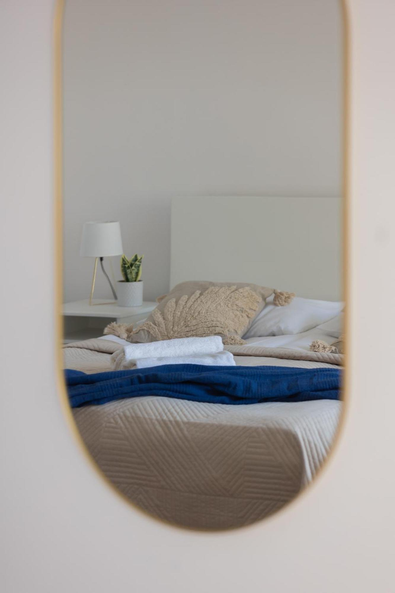 Metro Plac Wilsona Apartments Mickiewicza By Noclegi Renters Warsaw Ngoại thất bức ảnh